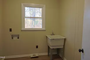 1412 Chamblee Rd, Zebulon, NC 27597 - Photo 17