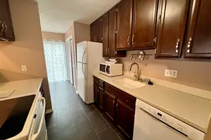 805 Castalia Dr, Cary, NC 27513 - Photo 9