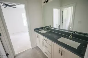 5308 Parkwood Dr, Raleigh, NC 27612 - Photo 17