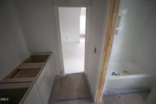 5308 Parkwood Dr, Raleigh, NC 27612 - Photo 15