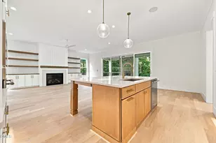 5308 Parkwood Dr, Raleigh, NC 27612 - Photo 9