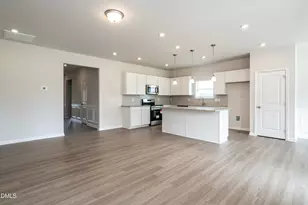 1656 Elk Run Dr, Fayetteville, NC 28312 - Photo 7