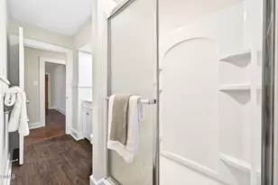 319 Park Ave, Sanford, NC 27330 - Photo 9