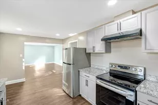 403 Oak St, Roanoke Rapids, NC 27870 - Photo 15