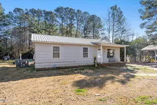 4107 Red Dr, Sanford, NC 27332 - Photo 3