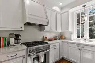 2427 Glenwood Ave, Raleigh, NC 27608 - Photo 13