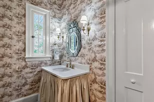 2427 Glenwood Ave, Raleigh, NC 27608 - Photo 23