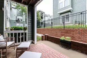 1111 Parkridge Ln, Raleigh, NC 27605 - Photo 17