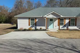 207 S Nash St, Bunn, NC 27508 - Photo 15