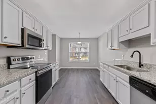 106 Gatwick Ct, Clayton, NC 27520 - Photo 7