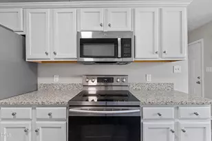 106 Gatwick Ct, Clayton, NC 27520 - Photo 5