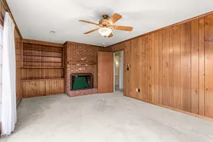 209 E Dillard St, Mebane, NC 27302 - Photo 15