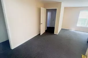 3127 Woods Pl, Raleigh, NC 27607 - Photo 5