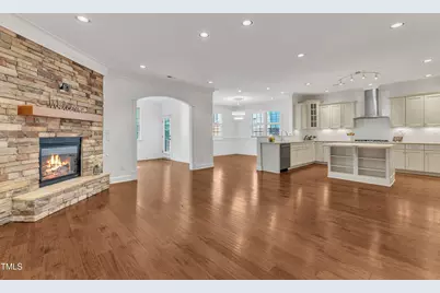 644 Angelica Circle, Cary, NC 27518 - Photo 5