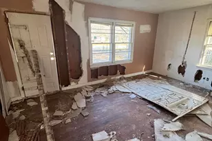 6255 Pine St, Fayetteville, NC 28311 - Photo 11