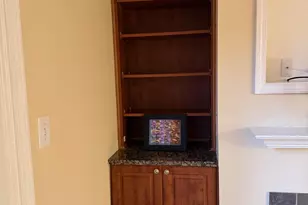 1 Forest Glen Dr, Chapel Hill, NC 27517 - Photo 5