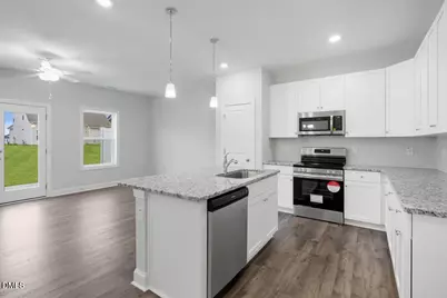 511 Eversden Drive, Zebulon, NC 27597 - Photo 5