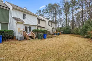 710 Powell Dr, Raleigh, NC 27606 - Photo 23