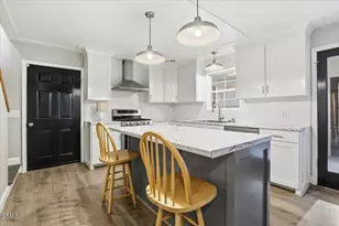 205 W Wilson St, Smithfield, NC 27577 - Photo 7