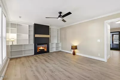 205 W Wilson Street, Smithfield, NC 27577 - Photo 5