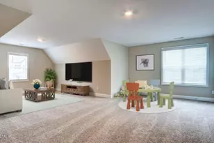 5820 Genesee Dr, Durham, NC 27712 - Photo 9