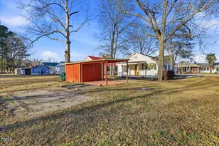 209 Price St, Pine Level, NC 27576 - Photo 23