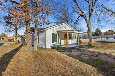 209 Price Street, Pine Level, NC 27576 - Photo 3