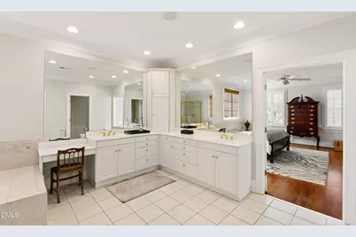 2536 Wake Drive, Raleigh, NC 27608 - Photo 35