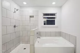 1409 Green Cypress Dr, Zebulon, NC 27597 - Photo 11