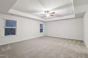 1409 Green Cypress Dr, Zebulon, NC 27597 - Photo 9