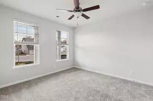 1409 Green Cypress Dr, Zebulon, NC 27597 - Photo 7