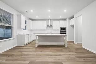 1409 Green Cypress Dr, Zebulon, NC 27597 - Photo 5