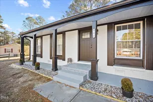 912 E Sanders St, Four Oaks, NC 27524 - Photo 3