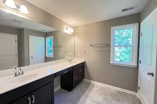 1606 Cary Reserve Dr, Cary, NC 27519 - Photo 15