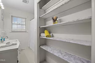 116 Shirley Dr, Cary, NC 27511 - Photo 23