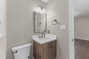 1009 Wilshire Dr, Cary, NC 27511 - Photo 41