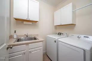 2 Abernathy Dr, Chapel Hill, NC 27517 - Photo 13