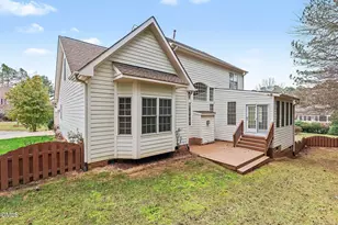 9109 Club Hill Dr, Raleigh, NC 27617 - Photo 37