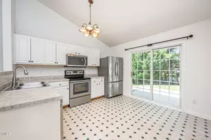 102 Checker Ct, Apex, NC 27502 - Photo 7