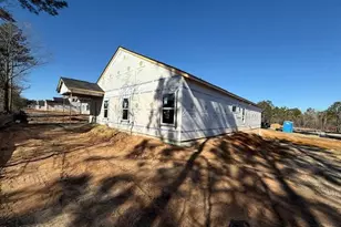 94 Colorado Ct, Spring Lake, NC 28390 - Photo 5