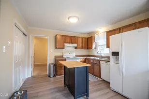 4700 Draper Rd, Raleigh, NC 27616 - Photo 9