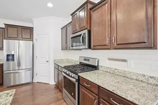 2608 Kestrel Heights Ct, Durham, NC 27703 - Photo 9