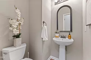 5403 Picket Fence Ln, Raleigh, NC 27606 - Photo 15