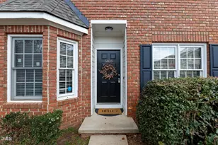 5403 Picket Fence Ln, Raleigh, NC 27606 - Photo 5