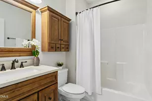209 Weatherbend Ct, Holly Springs, NC 27540 - Photo 21