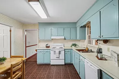 1200 Fairlane Road, Cary, NC 27511 - Photo 13