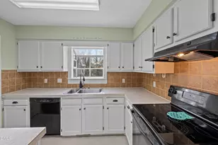 303 Trappers Run Dr, Cary, NC 27513 - Photo 17