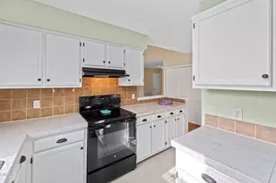 303 Trappers Run Dr, Cary, NC 27513 - Photo 21