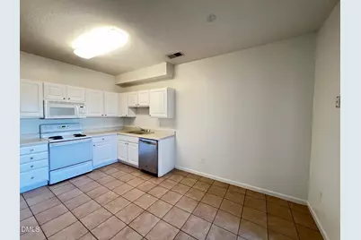 2501 Huntscroft Lane #303, Raleigh, NC 27617 - Photo 3