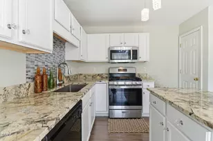 417 Downing Glen Dr, Morrisville, NC 27560 - Photo 17